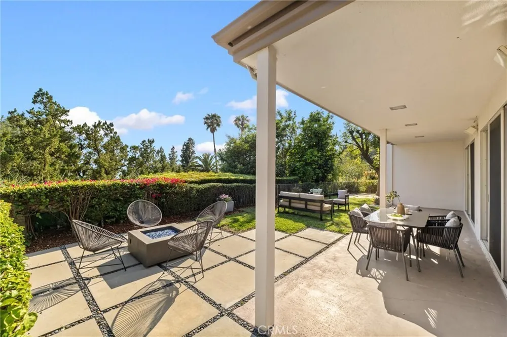 598 Camillo Rd, Sierra Madre, CA 91024