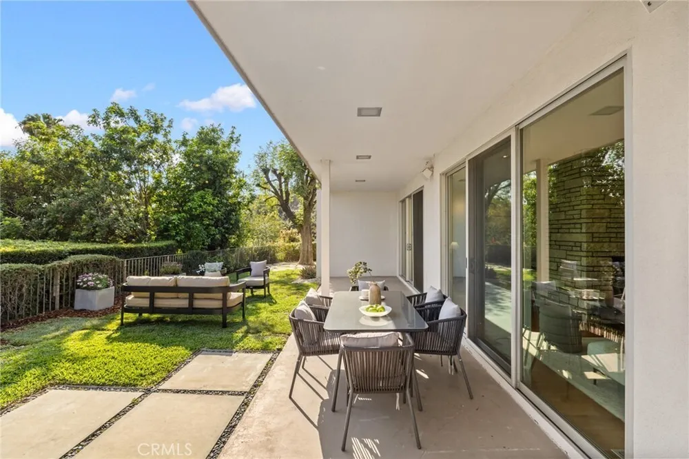 598 Camillo Rd, Sierra Madre, CA 91024