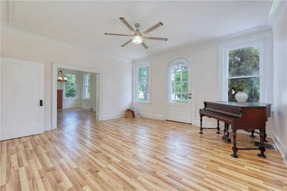 2901 Summerville Rd, Phenix City, AL 36867