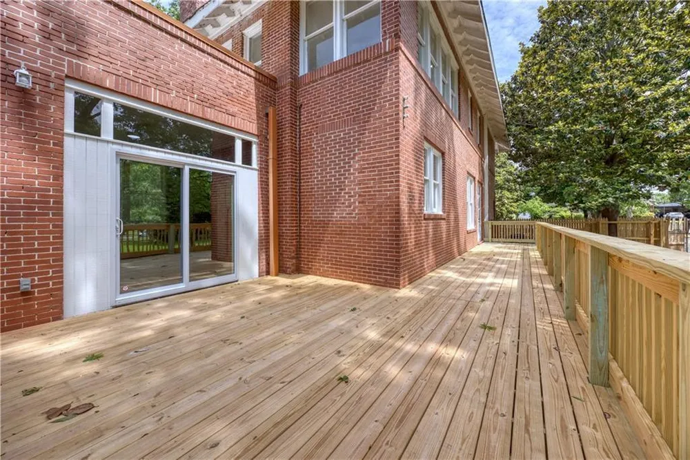 2901 Summerville Rd, Phenix City, AL 36867