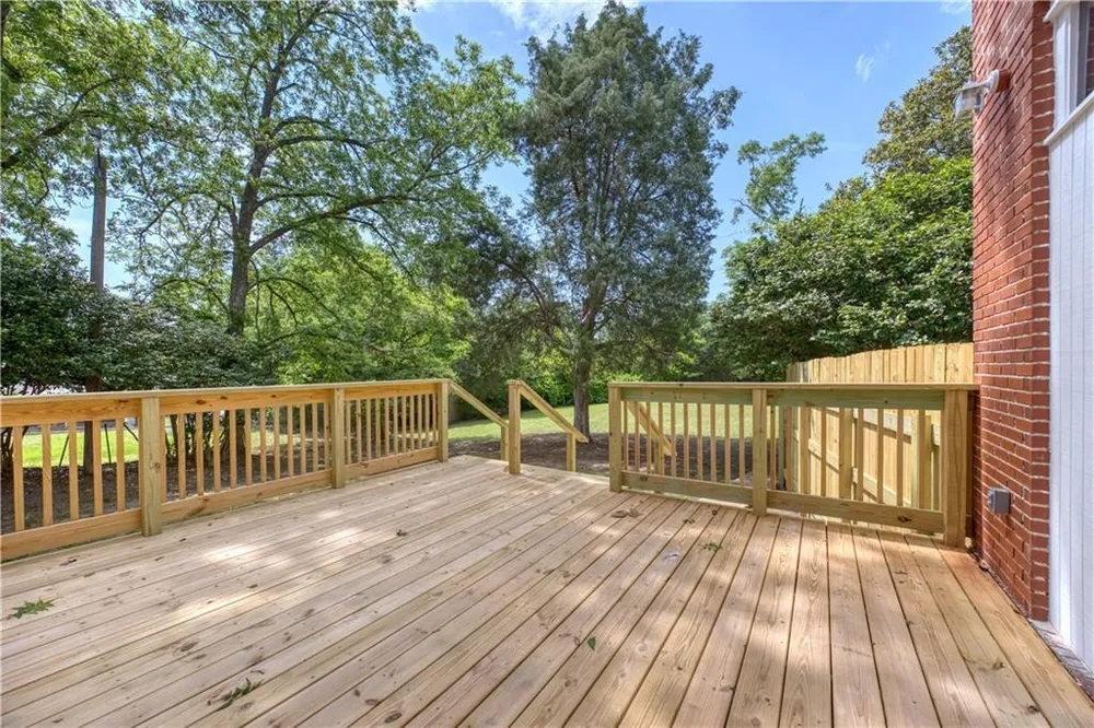 2901 Summerville Rd, Phenix City, AL 36867