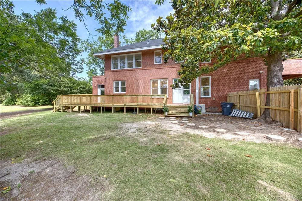 2901 Summerville Rd, Phenix City, AL 36867