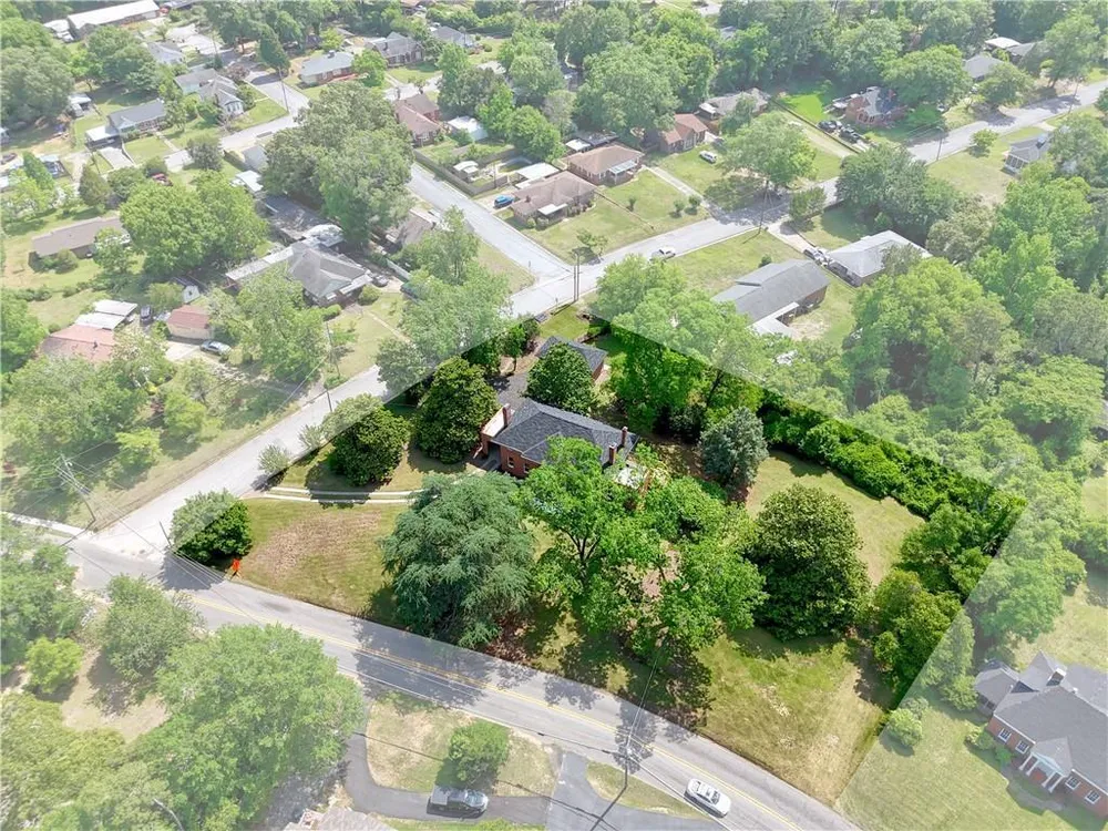 2901 Summerville Rd, Phenix City, AL 36867