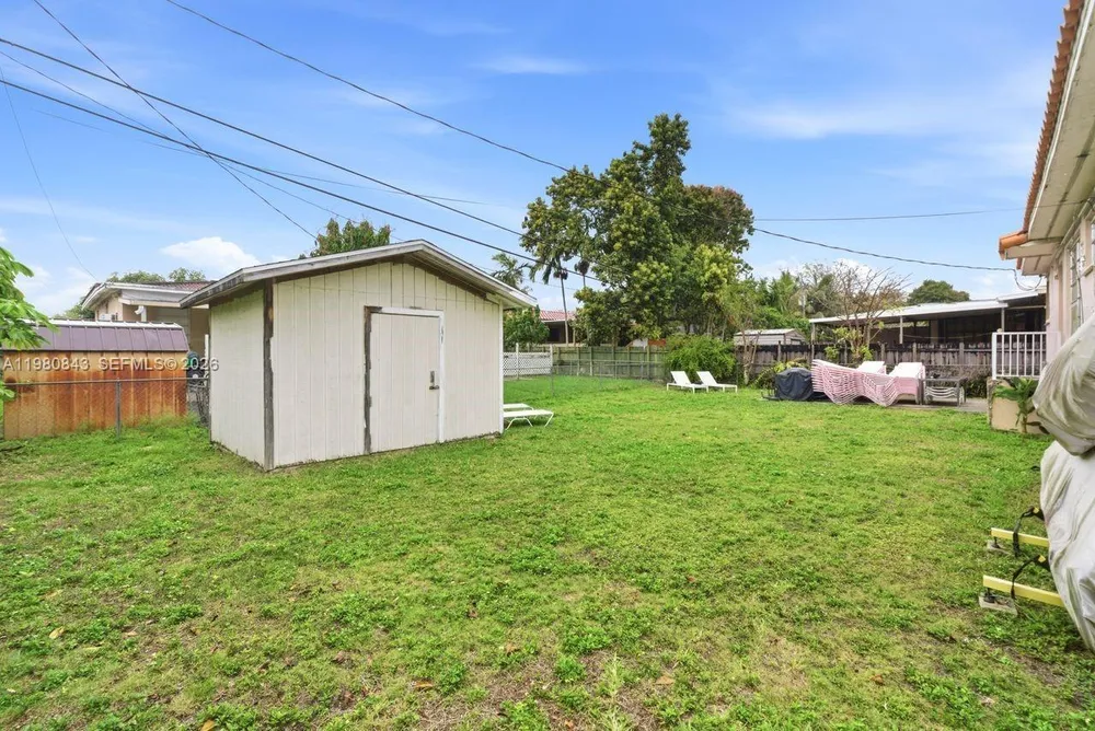 1930 SW 82nd Ave, Miami, FL 33155