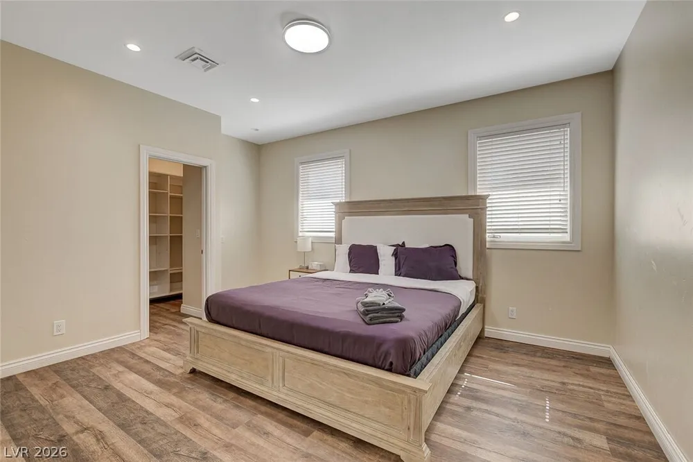 6180 El Camino Rd, Las Vegas, NV 89118