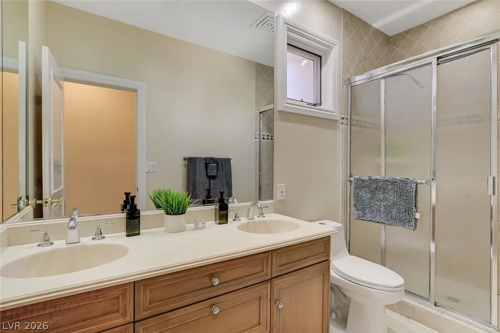 6180 El Camino Rd, Las Vegas, NV 89118