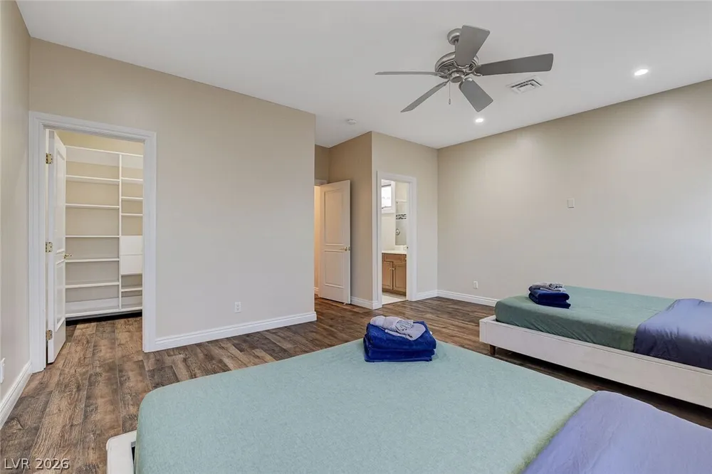 6180 El Camino Rd, Las Vegas, NV 89118