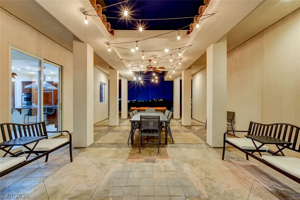 6180 El Camino Rd, Las Vegas, NV 89118