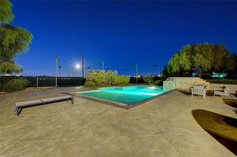6180 El Camino Rd, Las Vegas, NV 89118