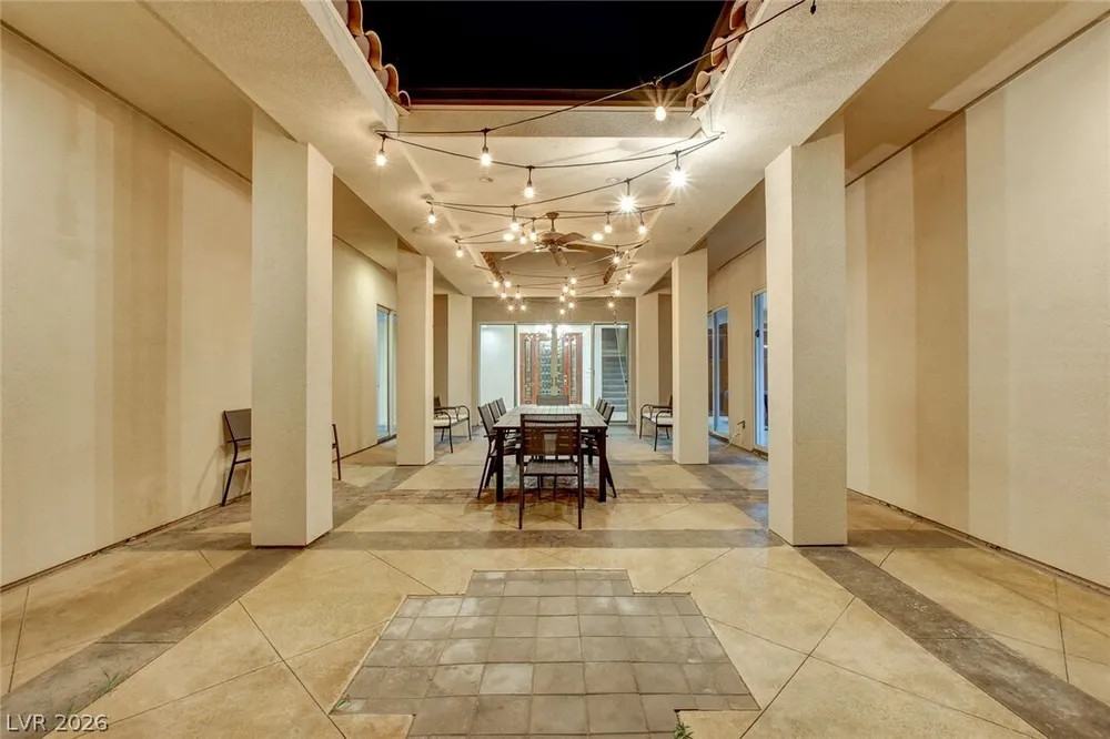 6180 El Camino Rd, Las Vegas, NV 89118