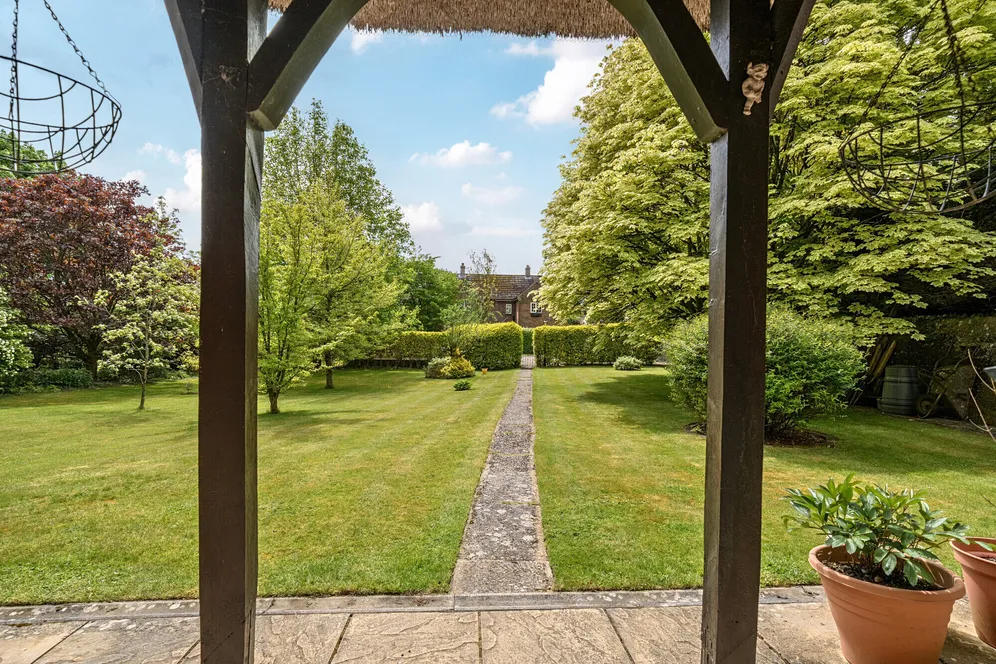Collingbourne, Marlborough, SN8 photo 3