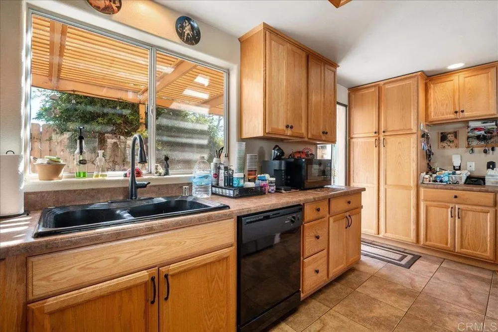 1005 Anza Ct, El Cajon, CA 92020