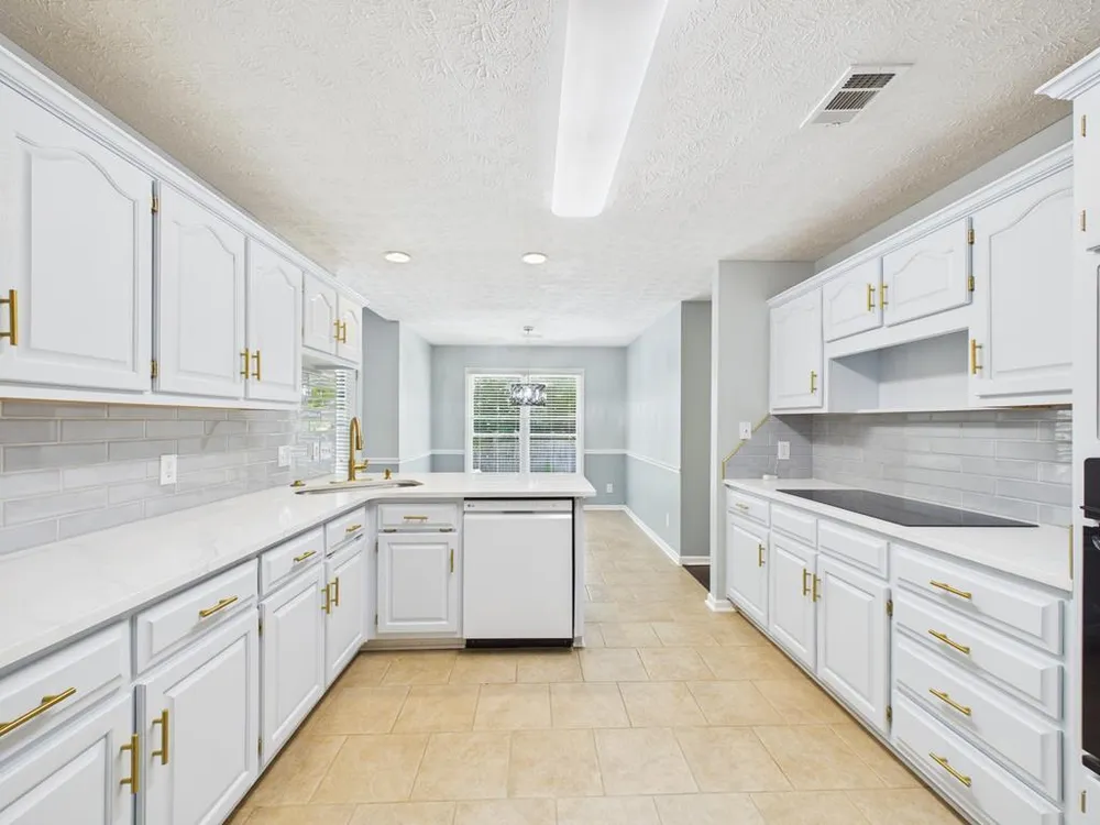 6617 Hillbrook Ave, Columbus, GA 31909