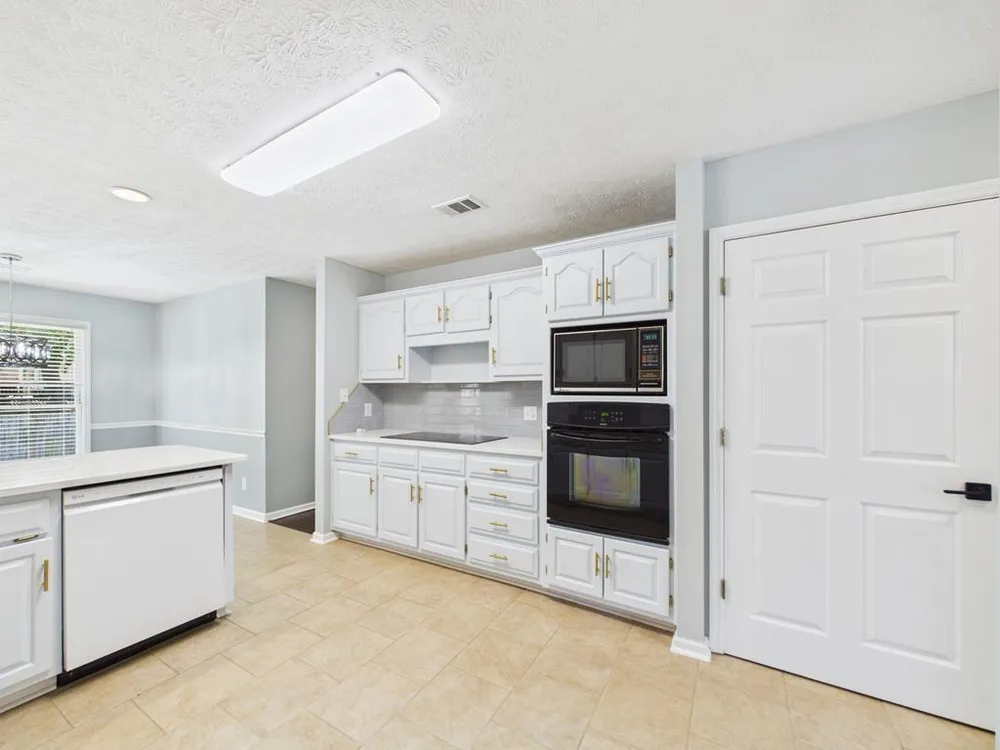 6617 Hillbrook Ave, Columbus, GA 31909