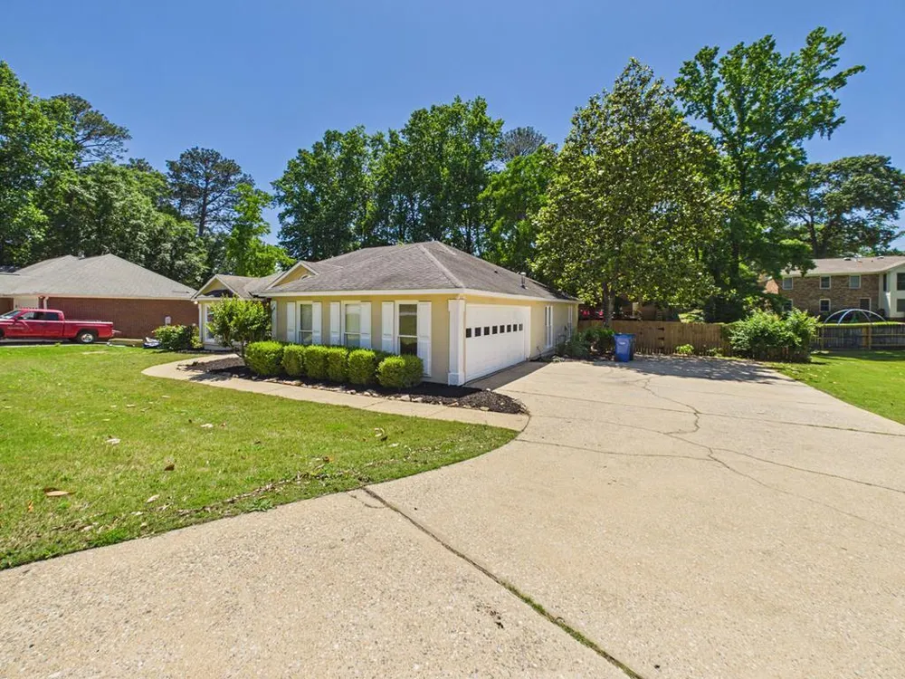 6617 Hillbrook Ave, Columbus, GA 31909