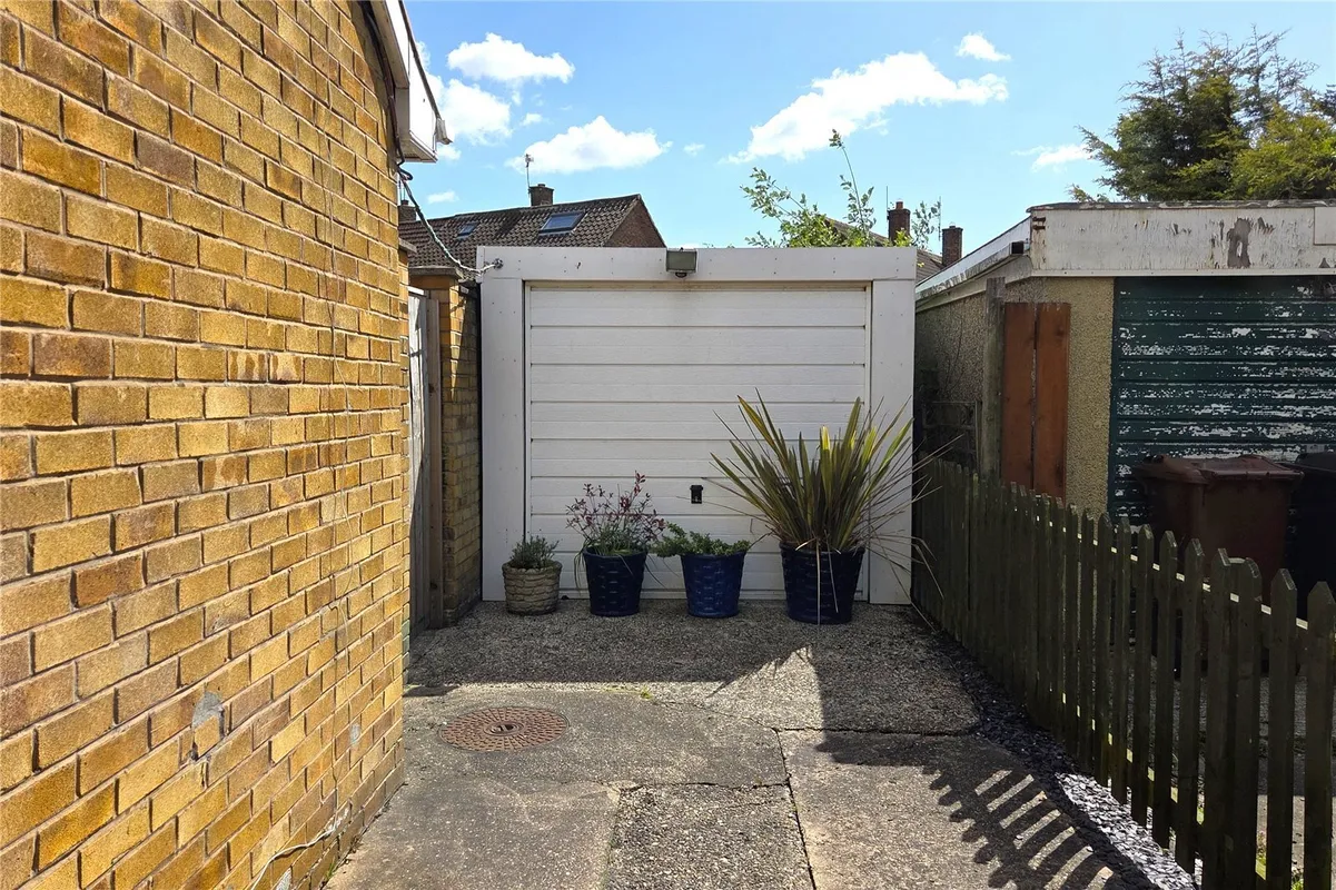 Shardeloes, Bilton, Hull, East Yorkshire, HU11