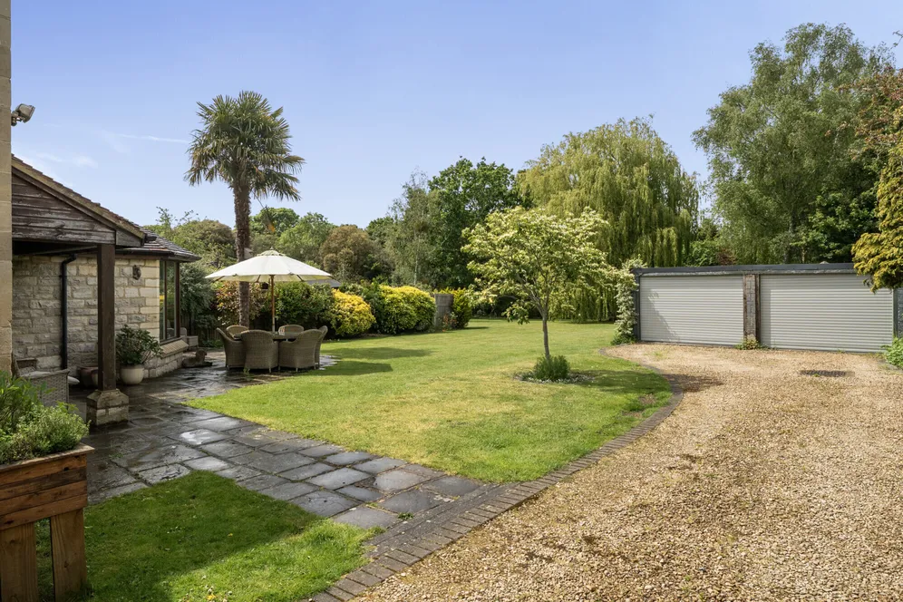 Haresfield, Stonehouse, GL10 photo 14