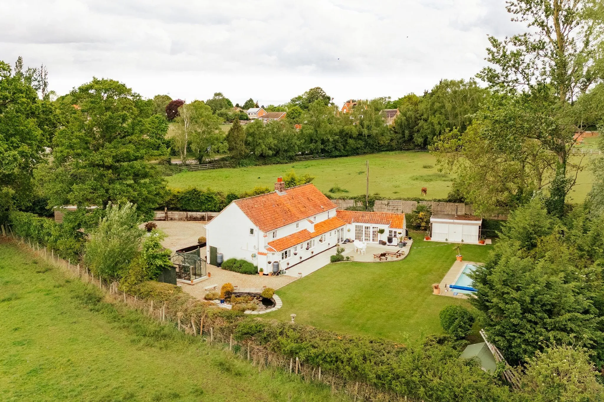 Captivating Detached Period Home In Swainsthorpe