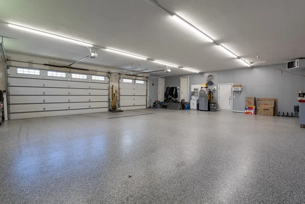 16860 Valley Rd, Eden Prairie, MN 55347-2833
