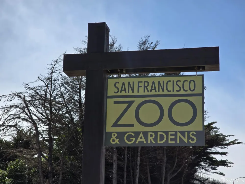 2051 22nd Ave, San Francisco, CA 94116-1212
