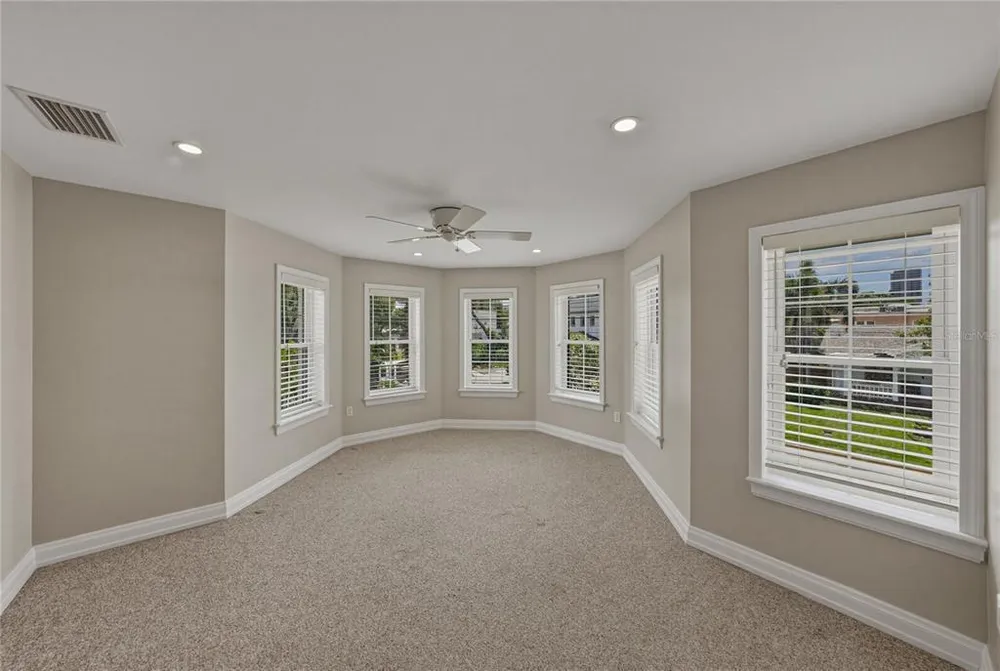 3001 W San Rafael St, Tampa, FL 33629
