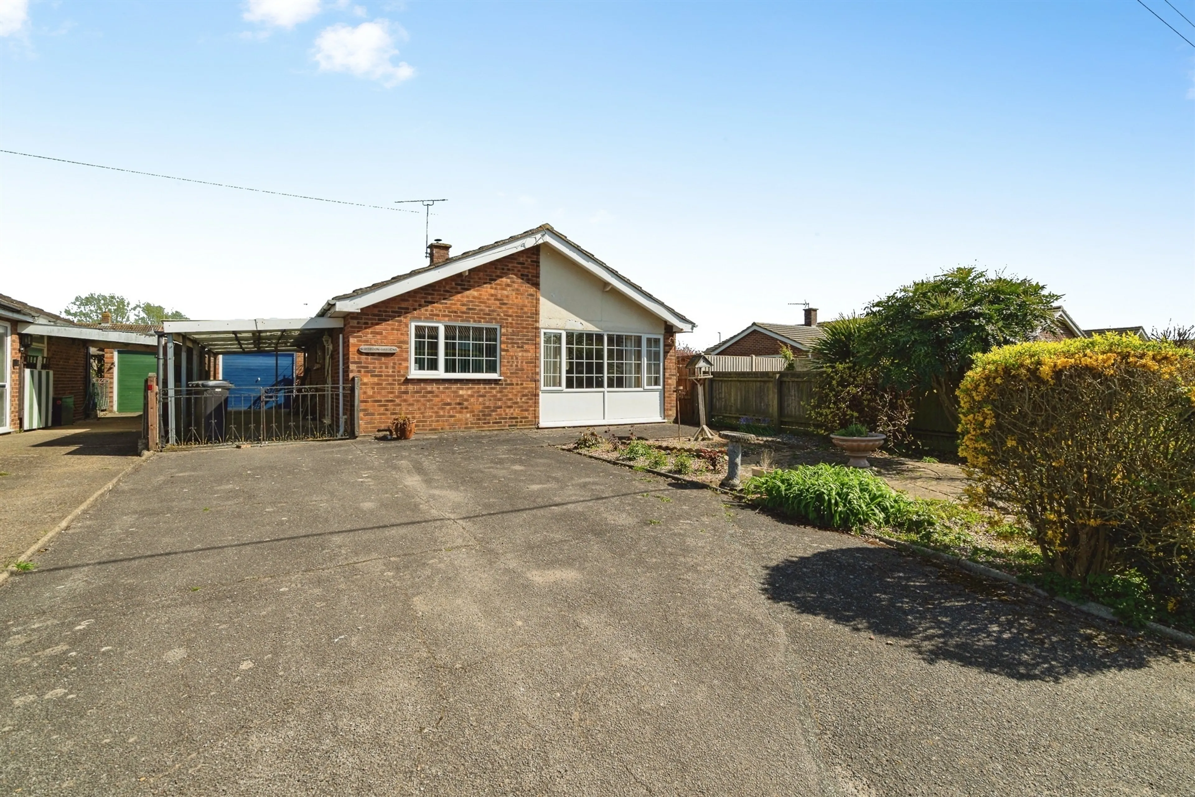 Property at Roydon Gardens, Roydon, Diss