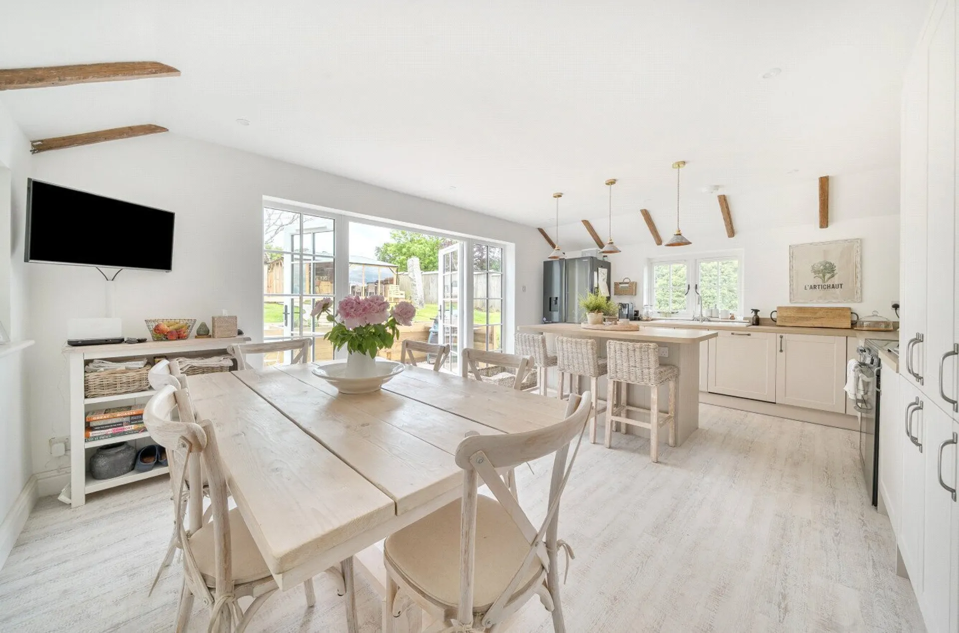 Property photo top 3