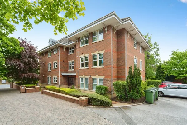 Storeton Road, Oxton, Wirral, CH43