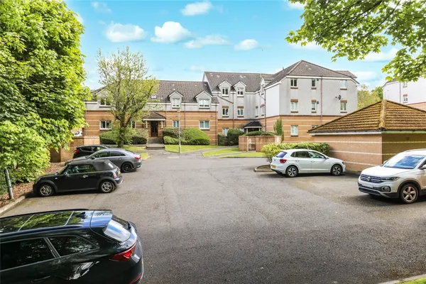 Cartbank Grove, Muirend, Glasgow, G44