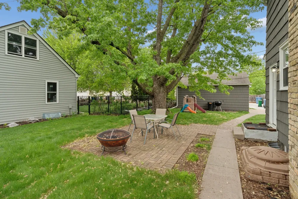 5800 Knox Ave S, Minneapolis, MN 55419