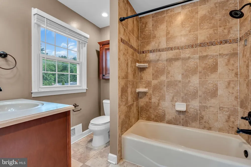 23 N Rhoda St, Monroe Township, NJ 08831