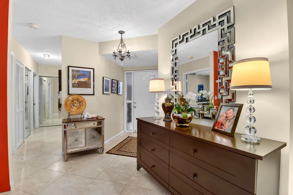 5188 Europa Dr, Boynton Beach, FL 33437