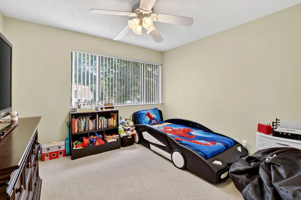 1061 NW 13th St, Boca Raton, FL 33486