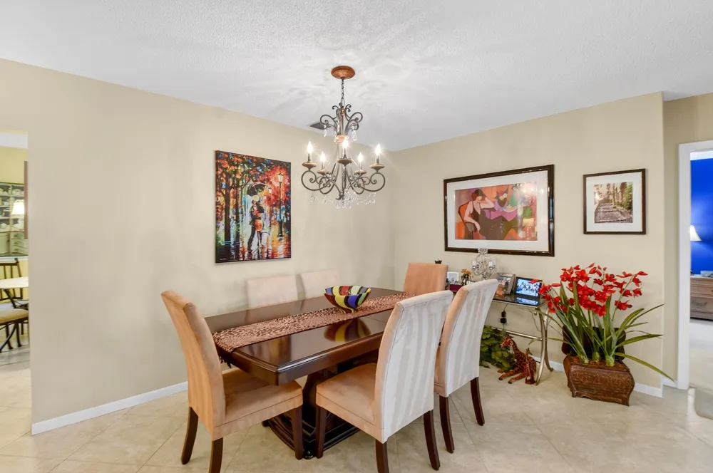 5188 Europa Dr, Boynton Beach, FL 33437
