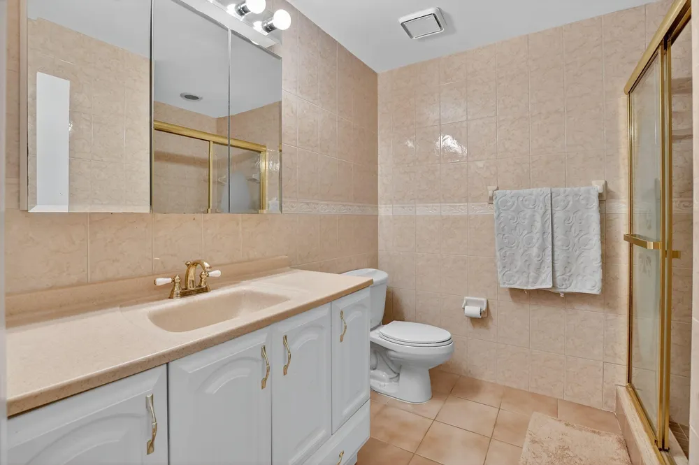 1061 NW 13th St, Boca Raton, FL 33486