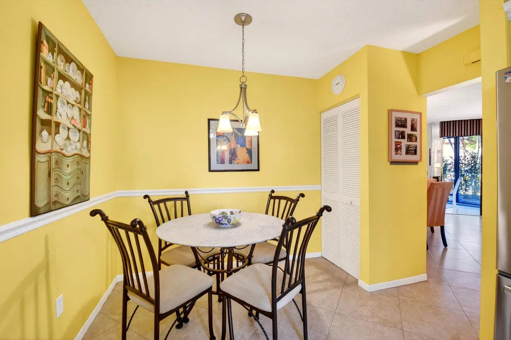 5188 Europa Dr, Boynton Beach, FL 33437