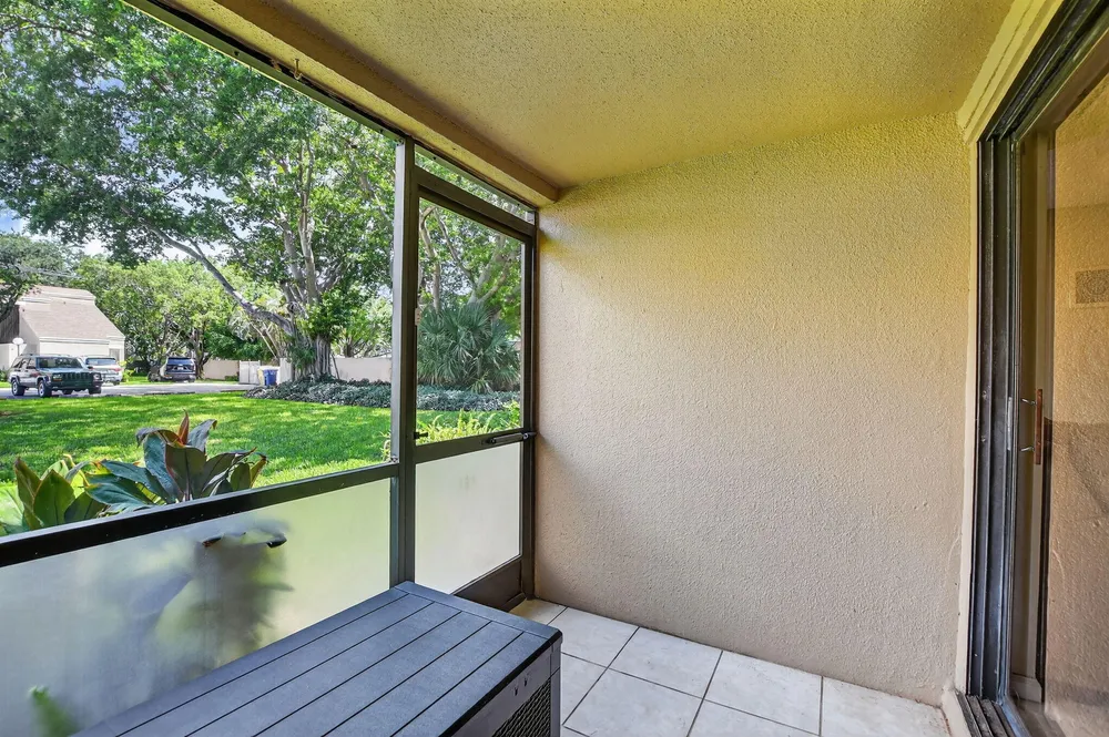 1061 NW 13th St, Boca Raton, FL 33486