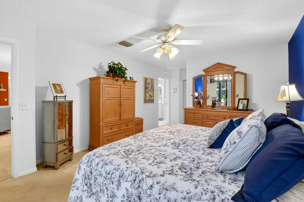 5188 Europa Dr, Boynton Beach, FL 33437