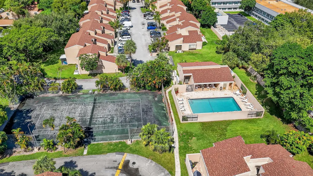 1061 NW 13th St, Boca Raton, FL 33486