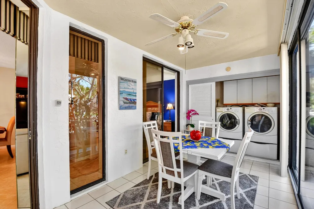 5188 Europa Dr, Boynton Beach, FL 33437