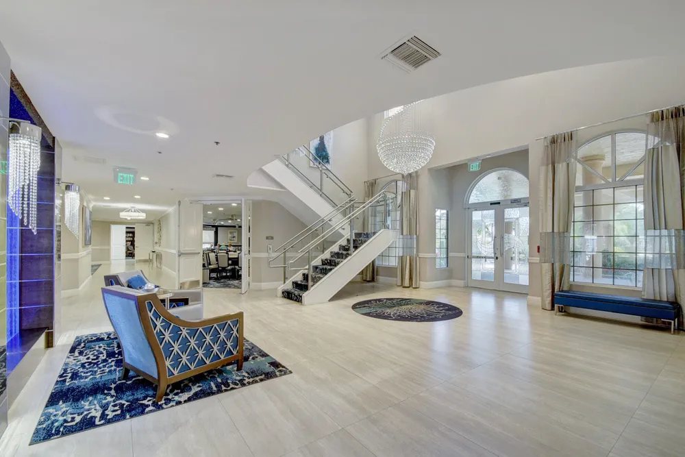 5188 Europa Dr, Boynton Beach, FL 33437