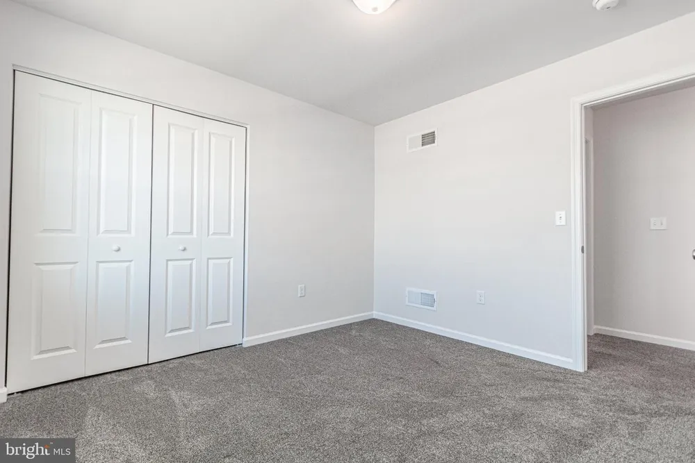 322 Valley View Circle, York, PA 17408