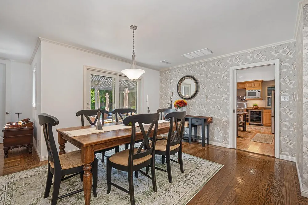 3645 Las Pasas Way, Sacramento, CA 95864