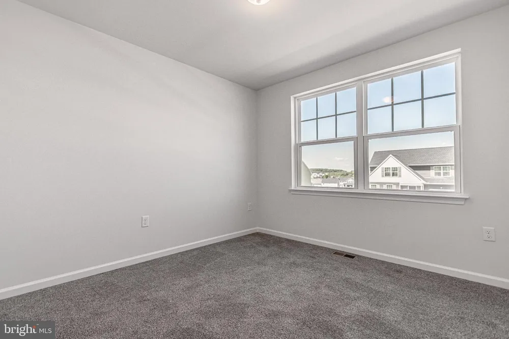 322 Valley View Circle, York, PA 17408
