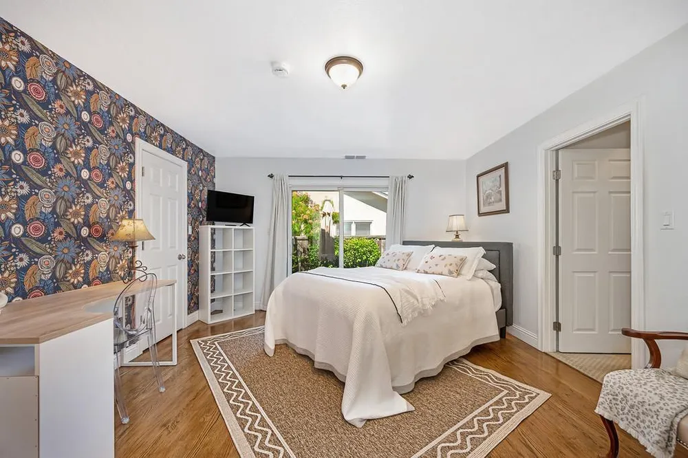 3645 Las Pasas Way, Sacramento, CA 95864