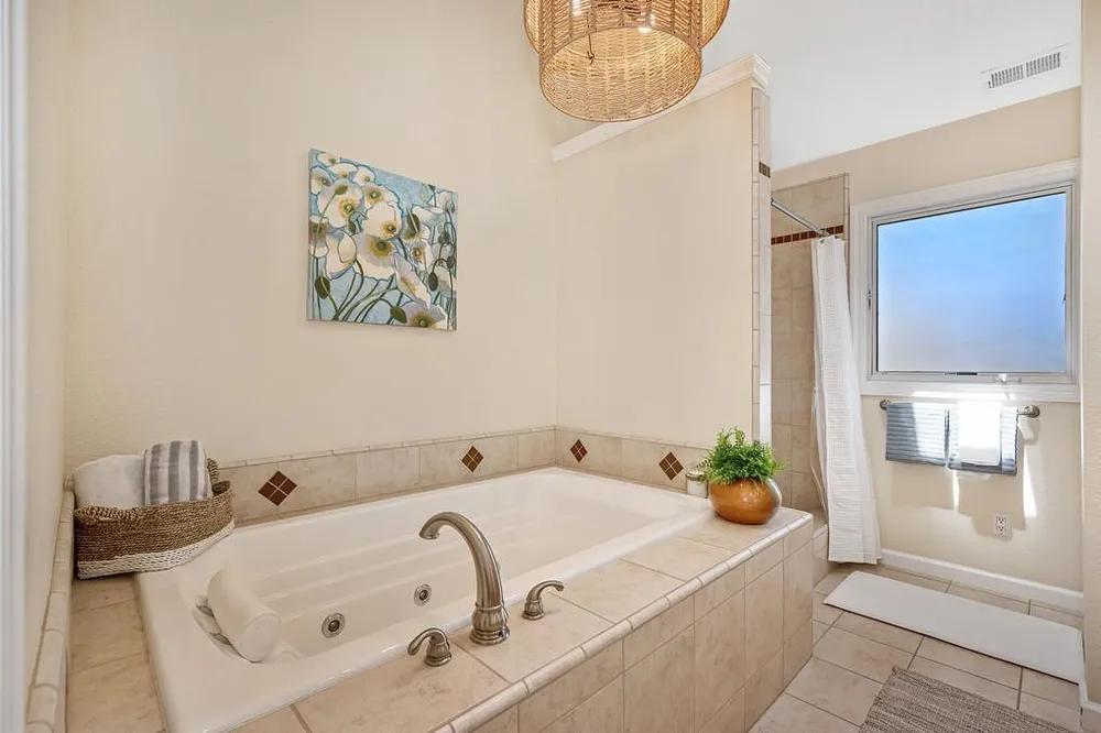 3645 Las Pasas Way, Sacramento, CA 95864