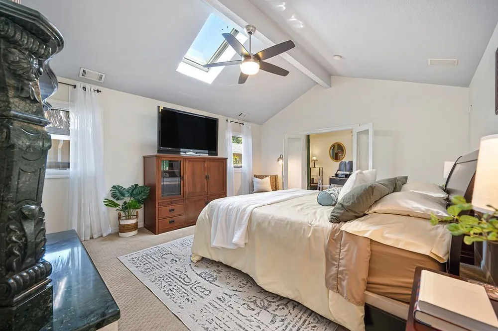 3645 Las Pasas Way, Sacramento, CA 95864