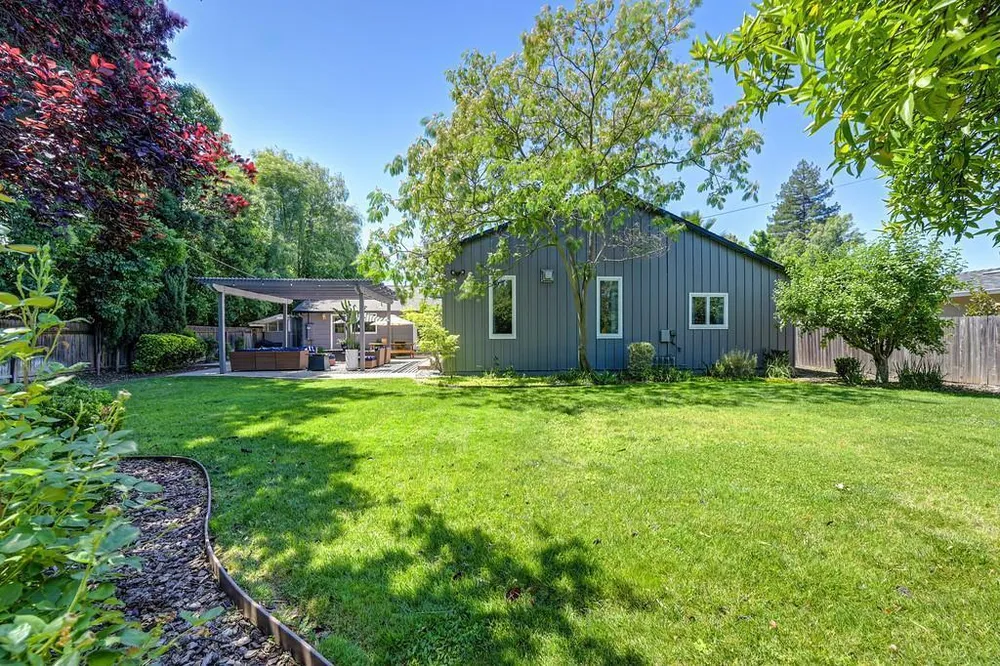 3645 Las Pasas Way, Sacramento, CA 95864