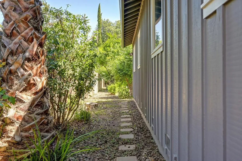 3645 Las Pasas Way, Sacramento, CA 95864