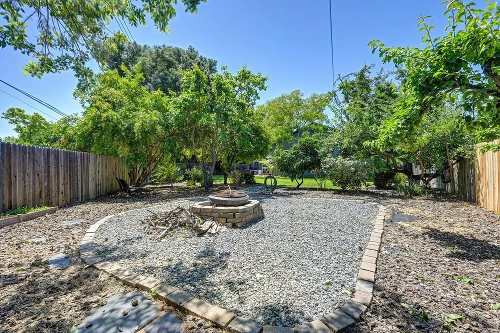 3645 Las Pasas Way, Sacramento, CA 95864
